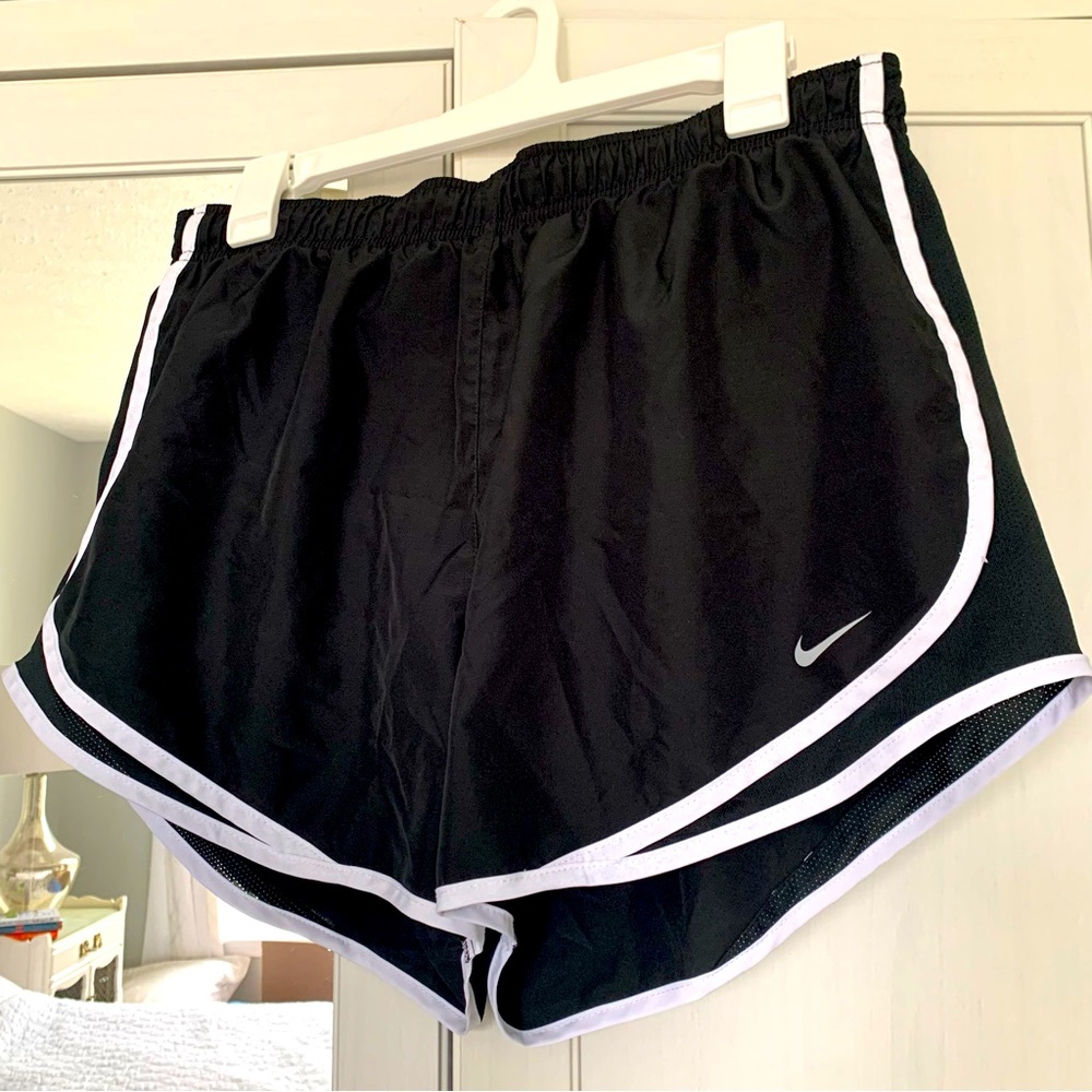 Nike Tempo Dri-Fit running shorts— black and white